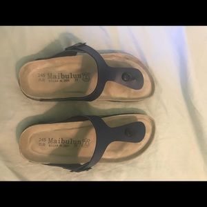 Navy Maibulun sandals
